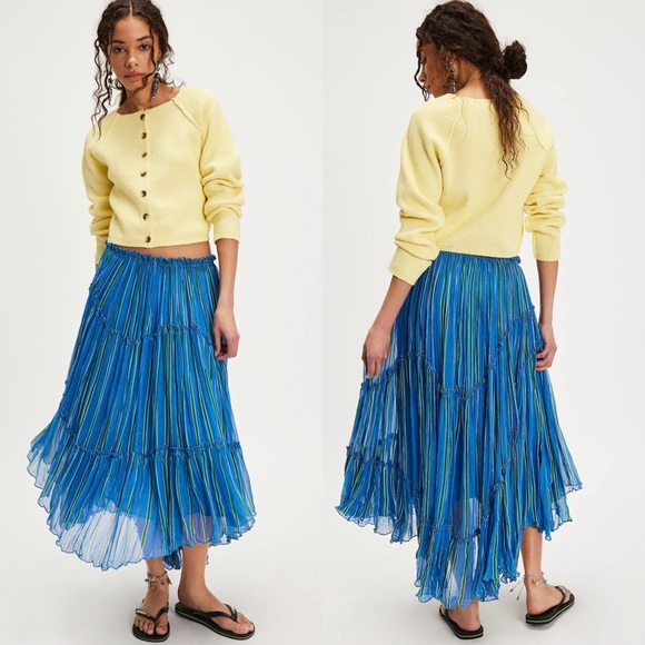 Free People Dresses & Skirts - FP one Ember printed midi skirt
